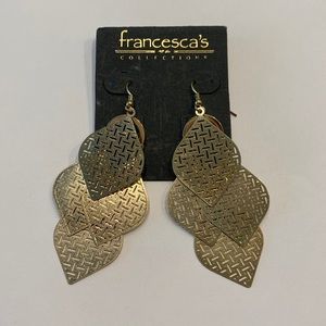 Francesca’s Gold Dangling Earrings NWT